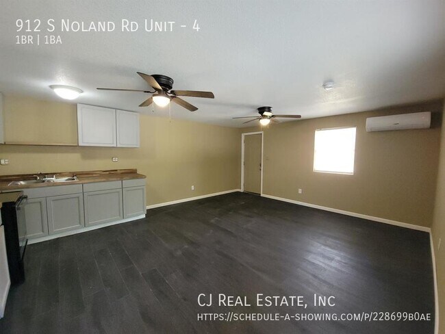 Building Photo - 912 S Noland Rd