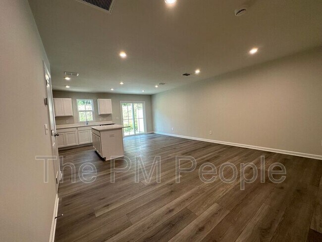 Foto del edificio - 147 Sarnesfield Way