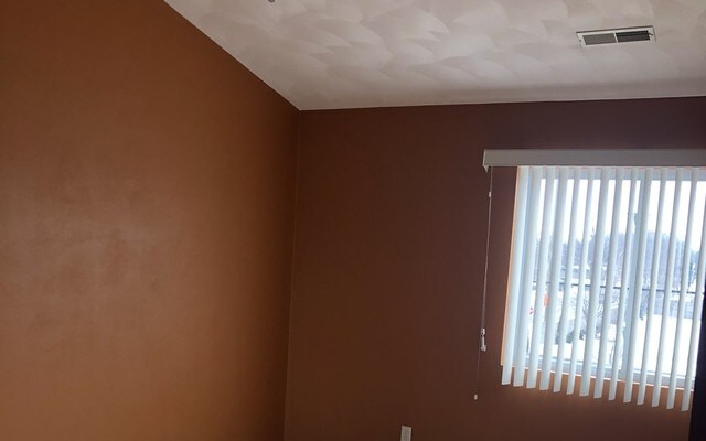 Foto del edificio - 6004 Park Ridge Rd