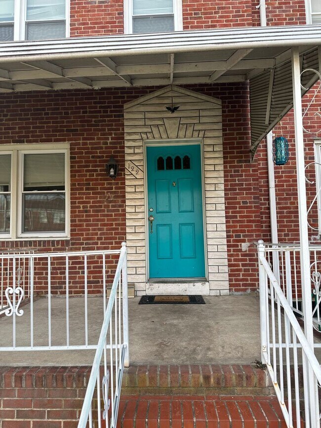 Foto del edificio - Freshly Remodeled 4 BR in Middle River!