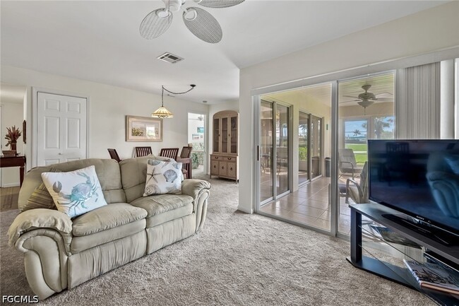 Foto del edificio - 14995 Rivers Edge Ct