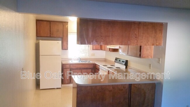 Foto del edificio - 985 Salem St