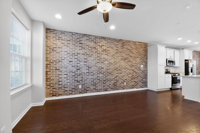 Building Photo - 7125 Masonry Aly