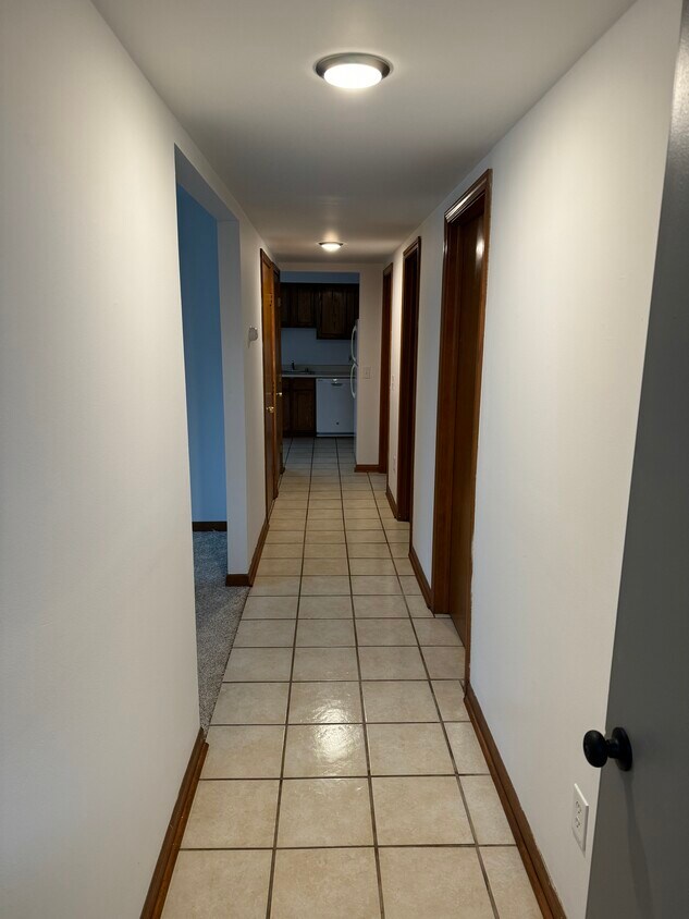 Entrance - 1155 Maple St