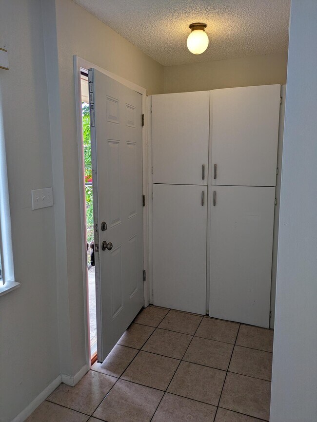 Building Photo - 4801 Sisson Rd