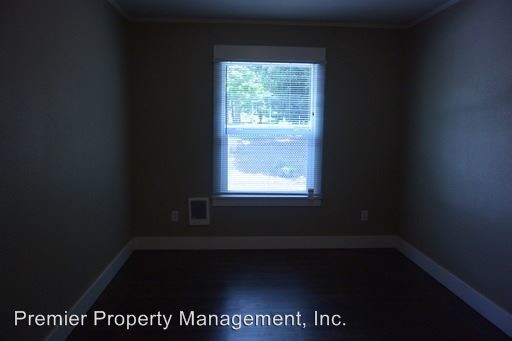 Building Photo - 2 br, 1 bath House - 3602 E. Evergreen Blvd