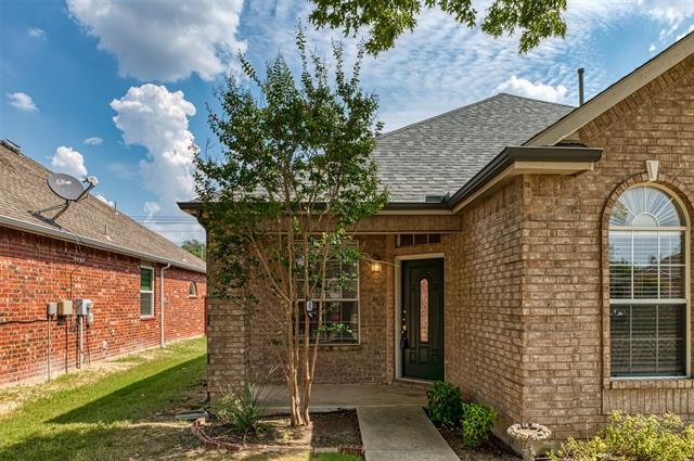 Foto del edificio - 9612 Bull Creek Dr