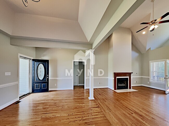 Foto del edificio - 91 Wood Valley Dr