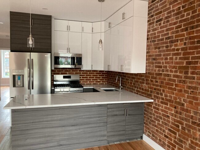 Kitchen - 166 15th St