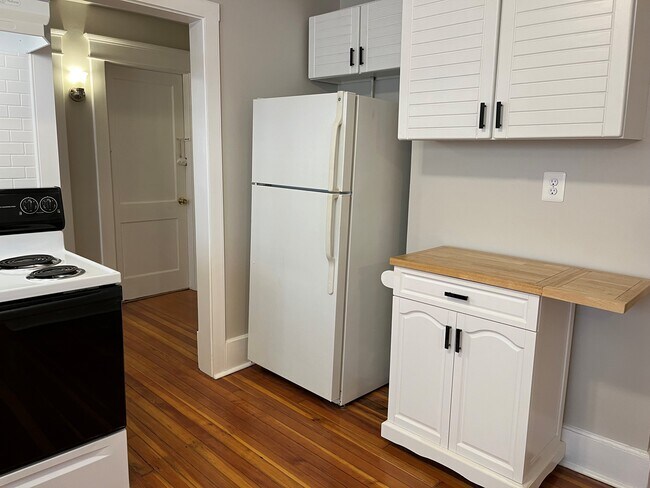 Kitchen - 67 Worcester St