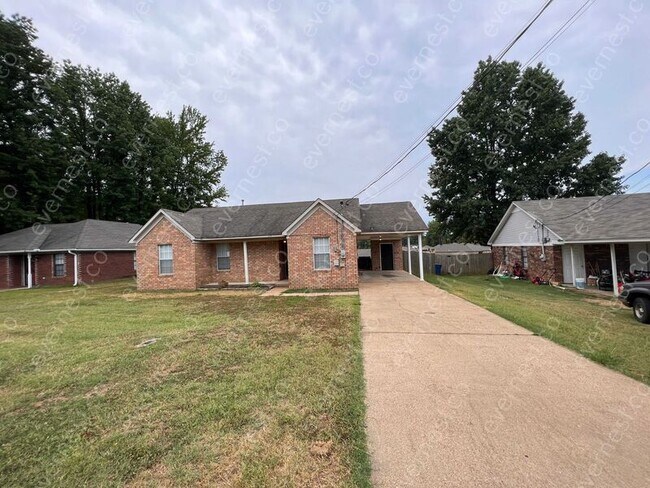 Building Photo - 109 Laurel Ln