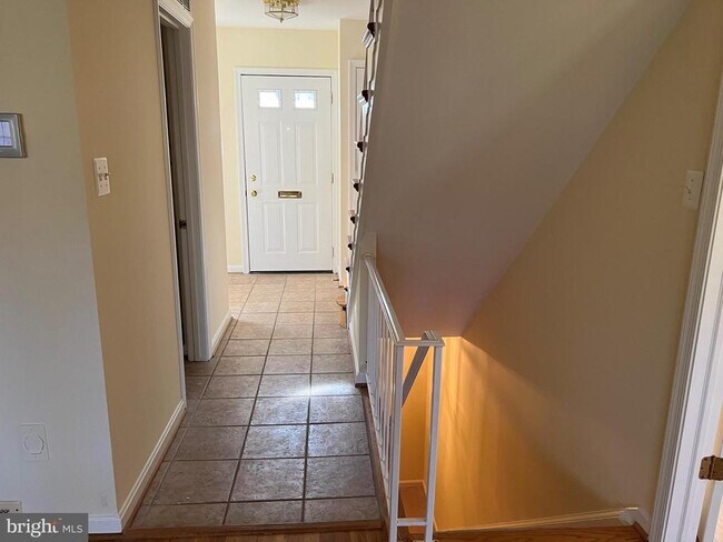 Foto del edificio - 3225 Dunster Ct