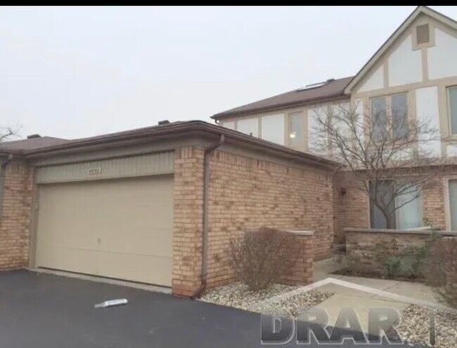 Foto del edificio - 49760 Potomac Ct