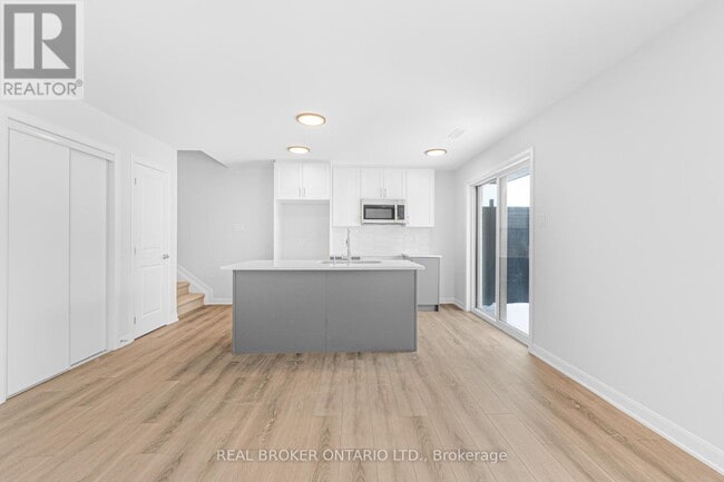 Building Photo - 301 Glenroy Gilbert Dr