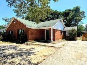 Building Photo - 1903 Engle Rd