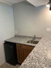 Building Photo - 237 Devonshire Dr