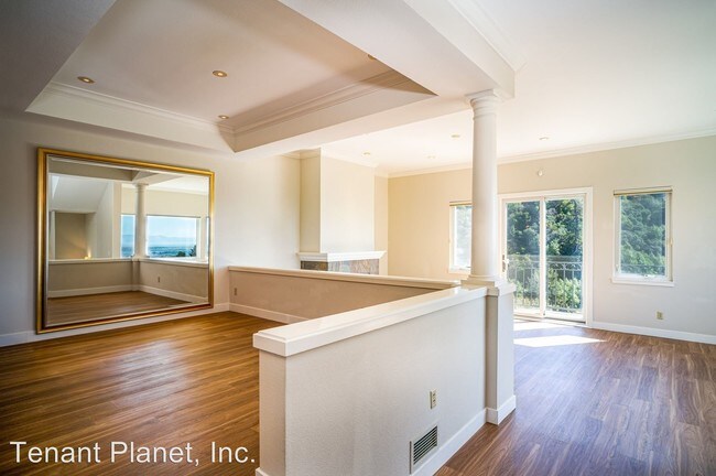 Foto del edificio - 3 br, 2.5 bath House - 4630 Redwood Rd