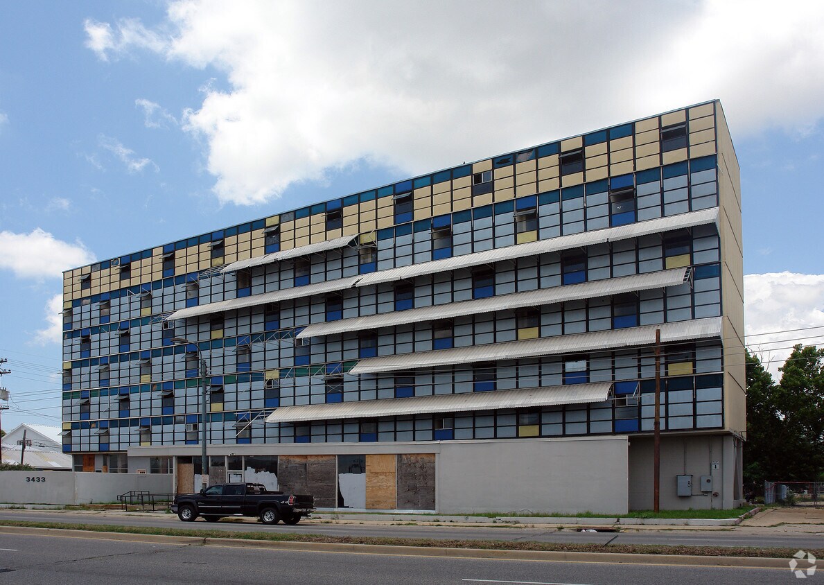 Foto del edificio - St. Michael Senior Apartments