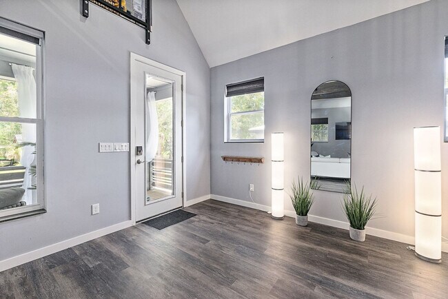 Foto del edificio - 52 Florida Ave