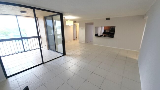 Foto del edificio - 450 Egret Cir