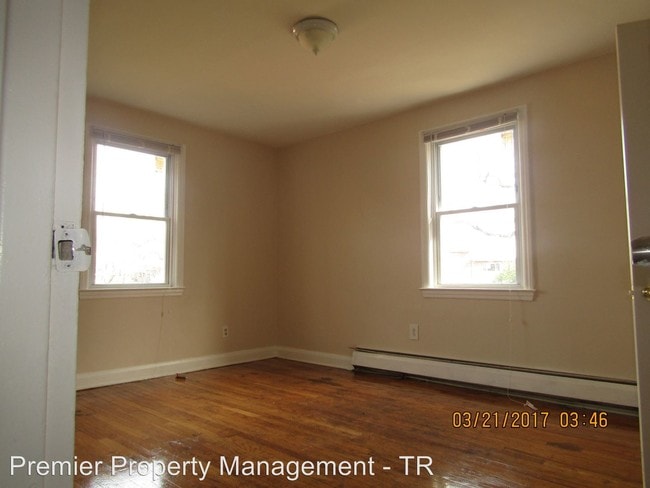 Building Photo - 4 br, 2 bath House - 4306 Fairview Avenue