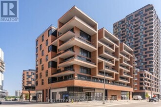 Building Photo - 38-638 Simcoe Promenade