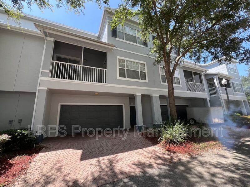 Foto principal - 2496 Grand Central Pkwy