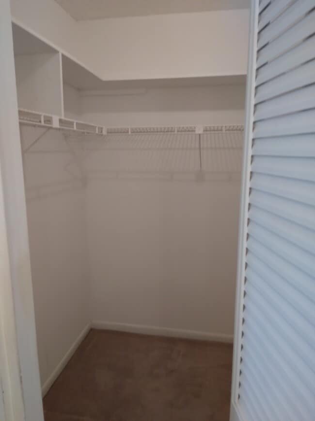 Building Photo - 6050 NW 64th Ave