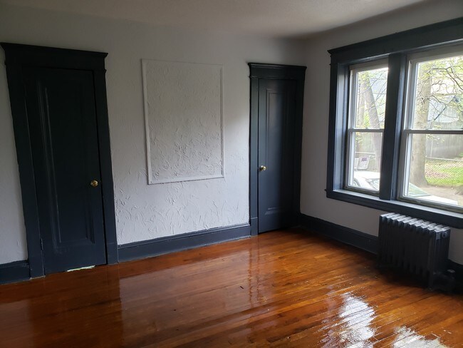 Building Photo - 197 Belmont Ave