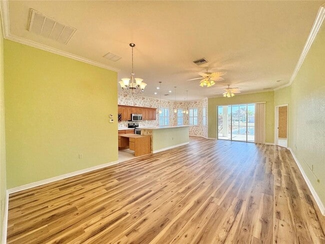 Building Photo - 2595 Salzburg Loop