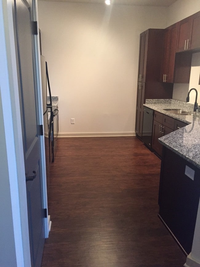 1810 Belcourt Apartments in Nashville, TN