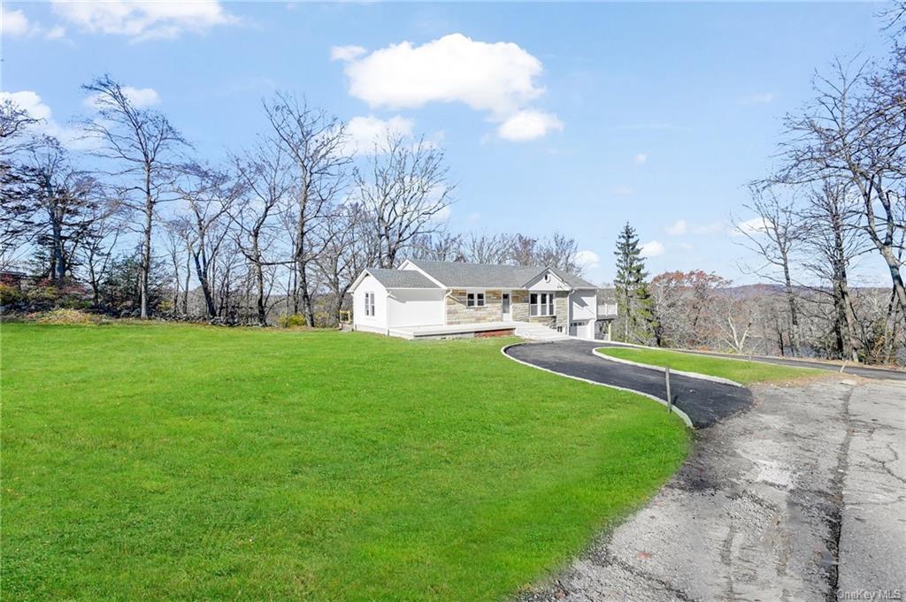 225 Hilltop St, Mahopac, NY 10541 House Rental in Mahopac, NY