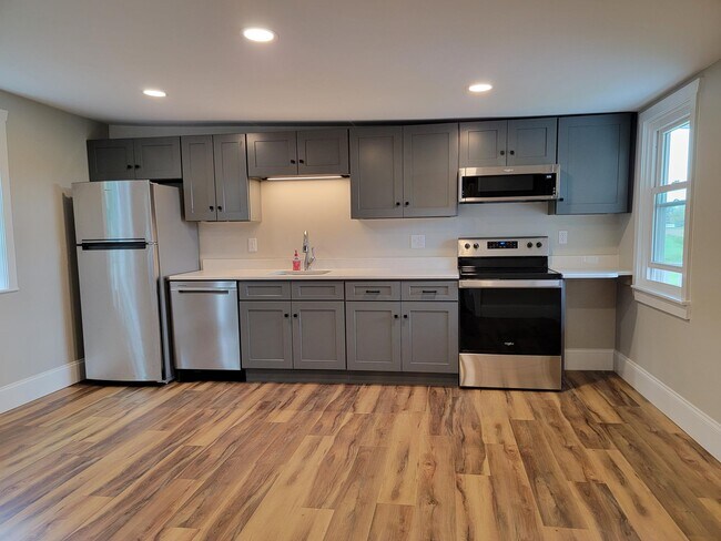 Building Photo - 322 Stevens Rd