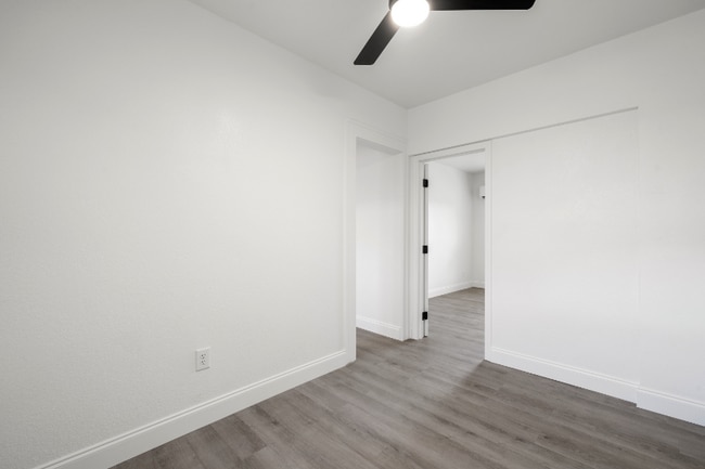 Foto del edificio - 919 16th Ave N