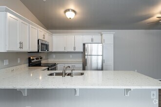 ROSEWOOD COMMONS photo'