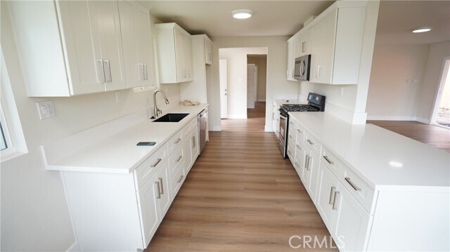 Foto del edificio - 521 W 3rd St
