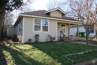 Building Photo - 1038 Green St