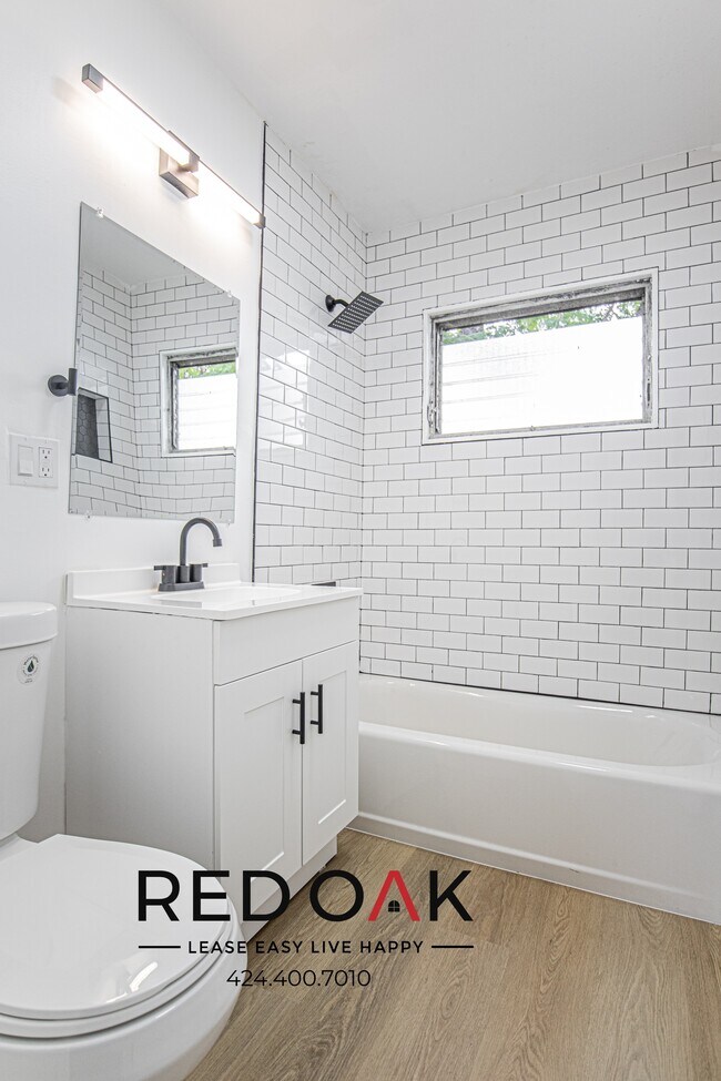 Building Photo - Marvelous Bright and Spacious Completely R...