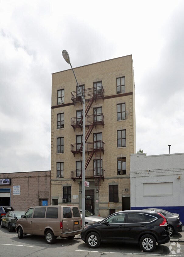 3890 Park, Bronx, NY 10457 Apartments in Bronx, NY