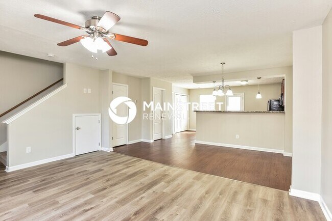 Building Photo - 3 Bedroom Pet-Friendly Home in La Vergne, TN with Main Street Renewal