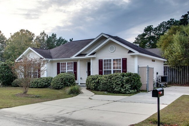 Building Photo - 1326 Eagle Crest Dr