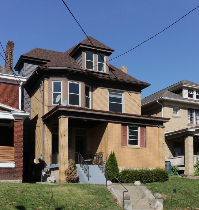 Building Photo - 3250 Gaylord Ave