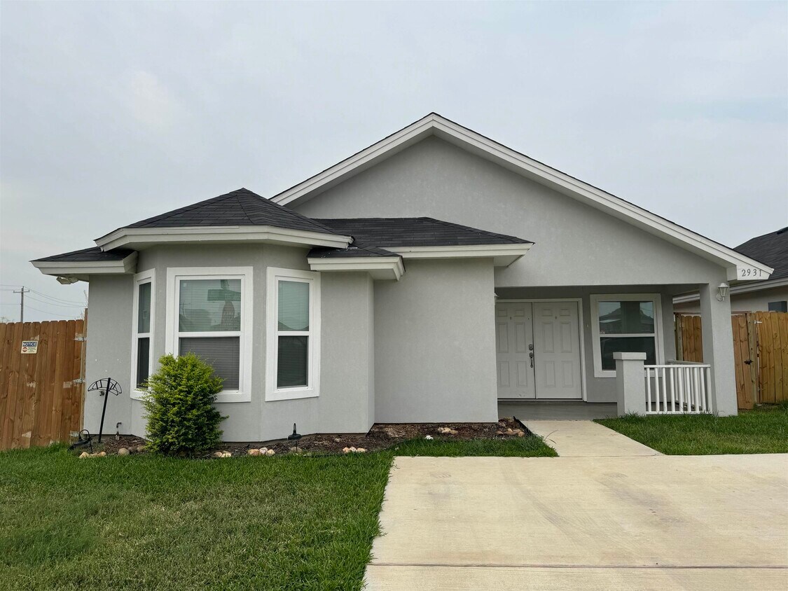 Primary Photo - 2931 Rowan Dr