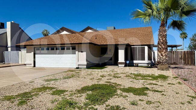 Foto del edificio - 1636 E Paradise Ln