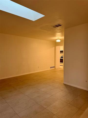 Building Photo - 3020 Norwood Ln