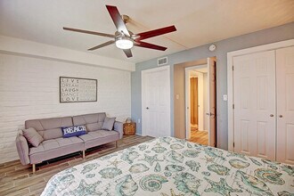 Building Photo - 1322 Eleventh Street-SI FL1-ID1023170P