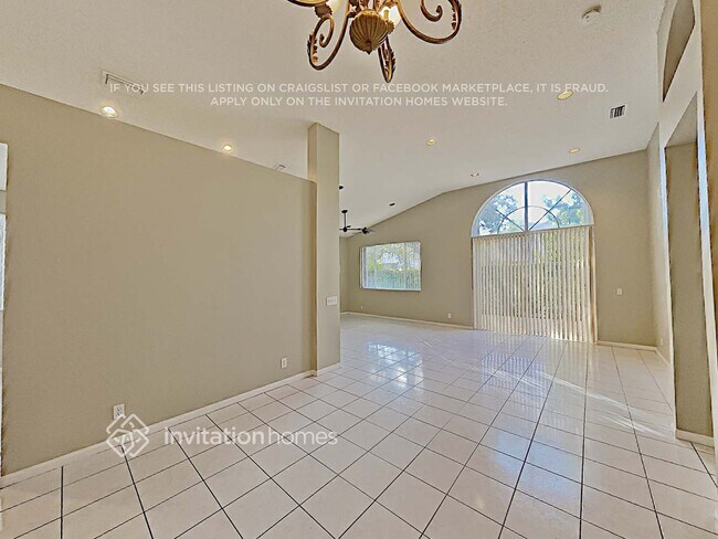 Foto del edificio - 5534 Lake Tern Pl
