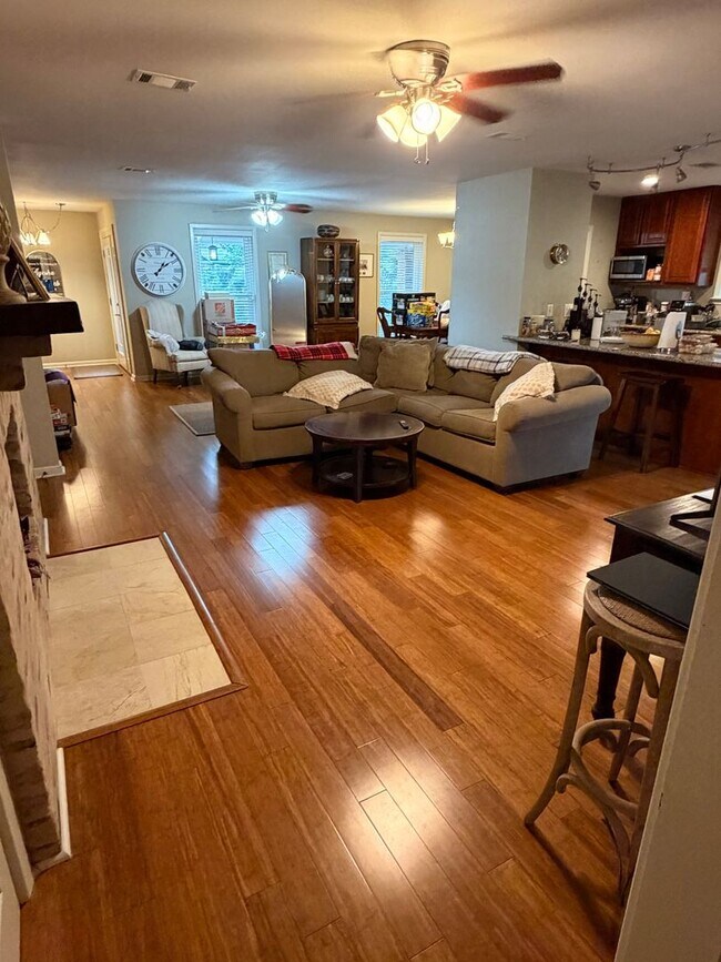 Foto del edificio - Spacious 3BD/2BA Single Family Home in Metairie.