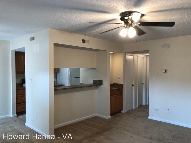 Building Photo - 2 br, 1 bath House - 3702-A Towne Point Road