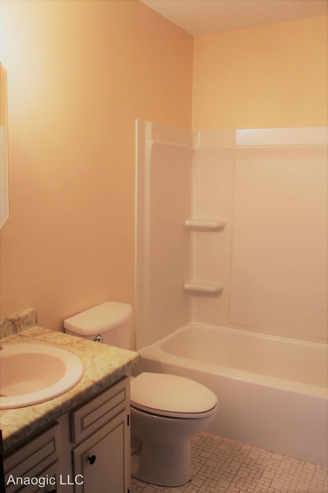 Foto del edificio - 427-427 Bryant Ave NW